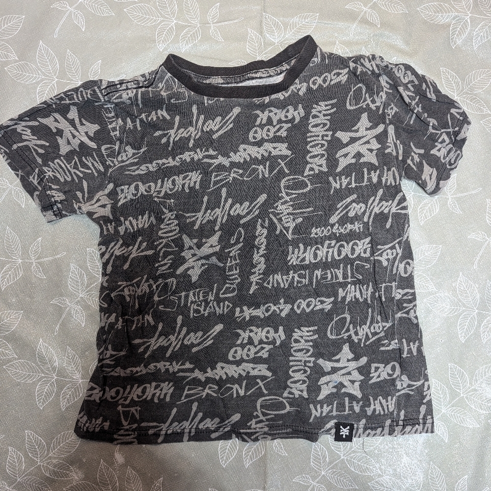 Zoo York boys 7-8 graphic t-shirt